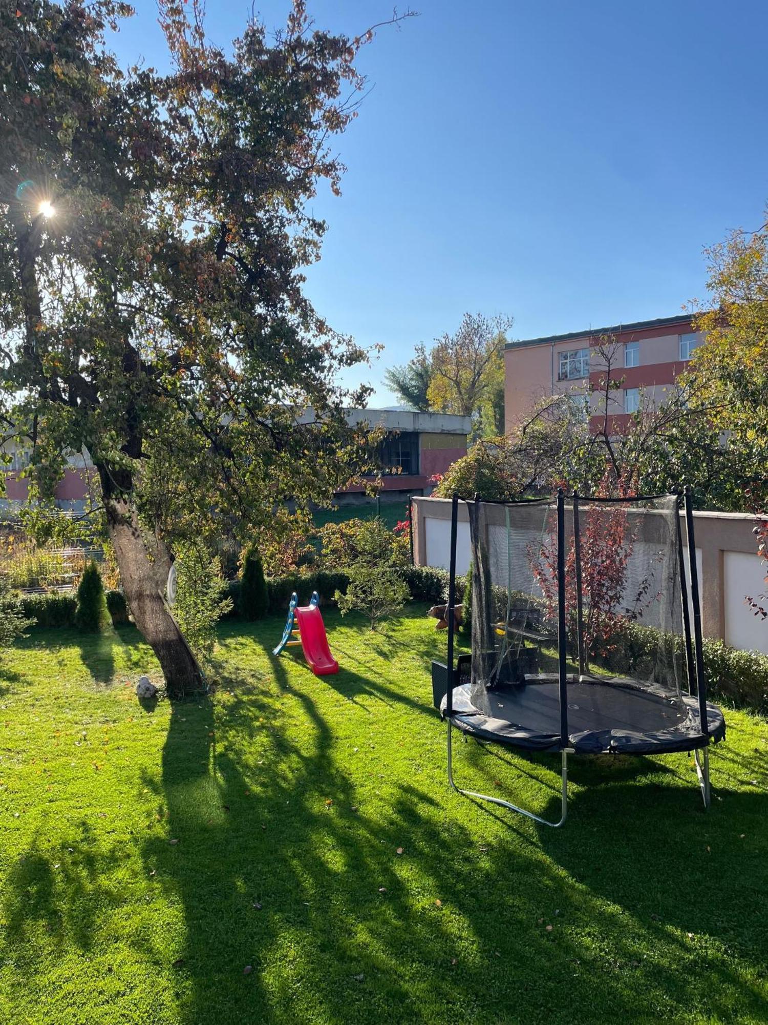 Zaraaparthotel Sofia Eksteriør billede